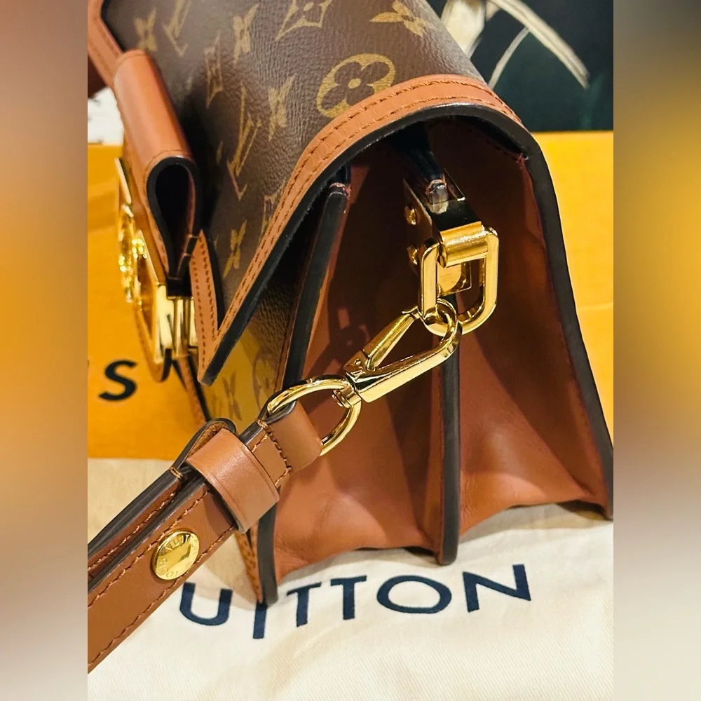 🔥 LOUIS VUITTON REVERSE MONOGRAM MINI DAUPHINE SHOULDER BAG FULL INCLUSION - Picture 6 of 17